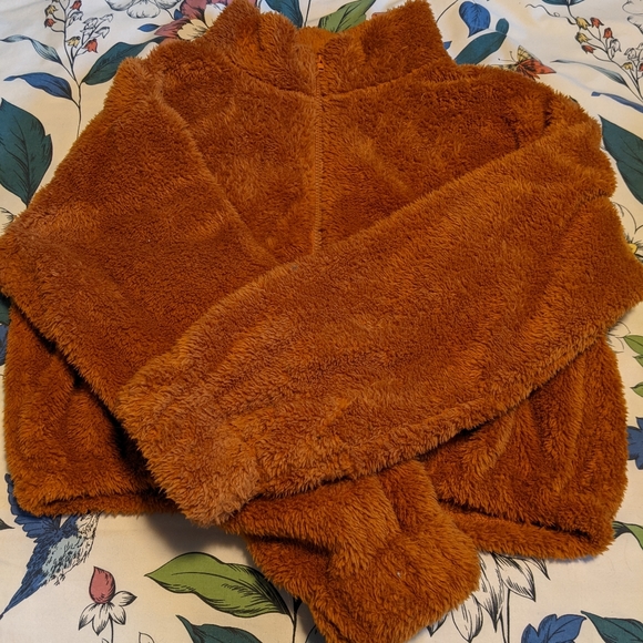 🍒3 for $30 Drop shoulder zip up teddy jacket. - Picture 4 of 5